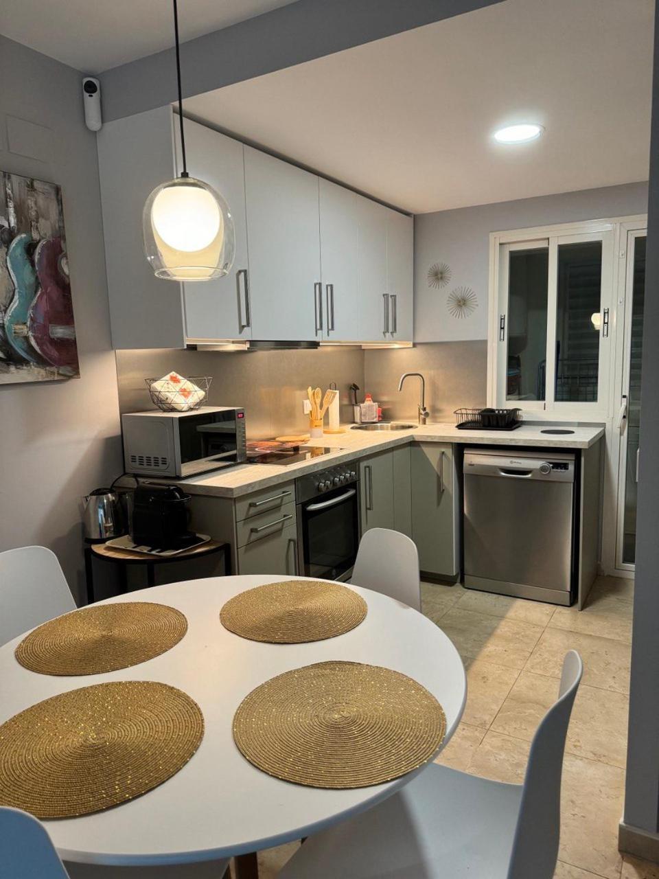Seaview Apartment Cala De Finestrat - Vista Al Mar فيياخويوسا المظهر الخارجي الصورة